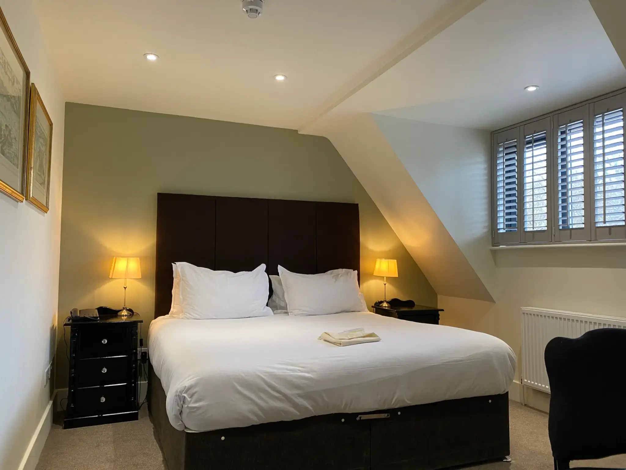 corporate bedroom bookings scaled 1