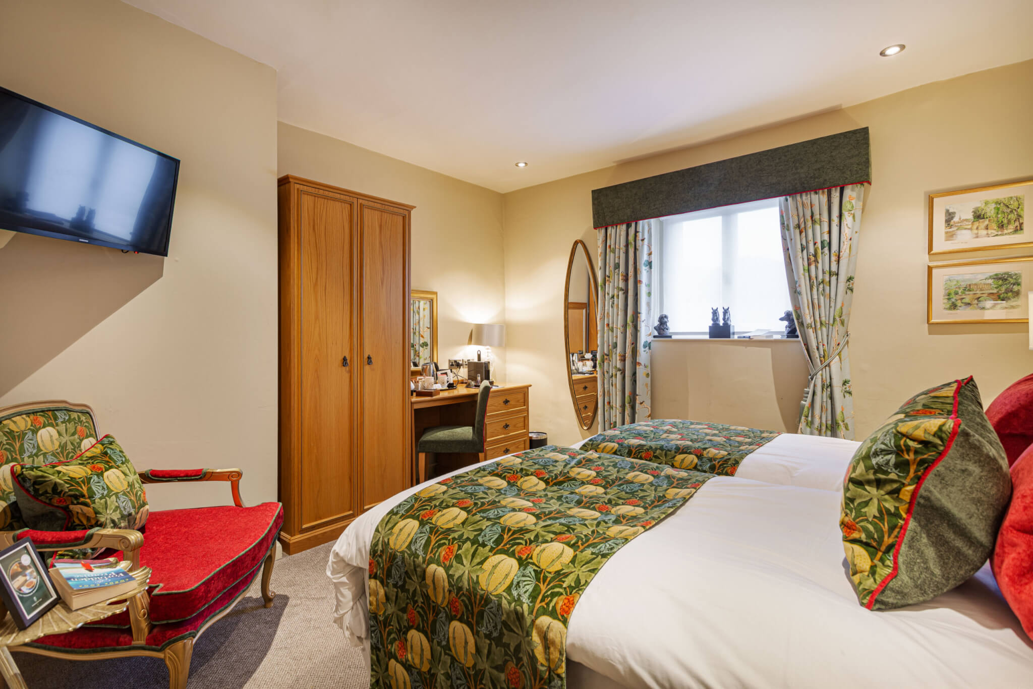 Superior Twin Room Hotel Bakewell 4 scaled